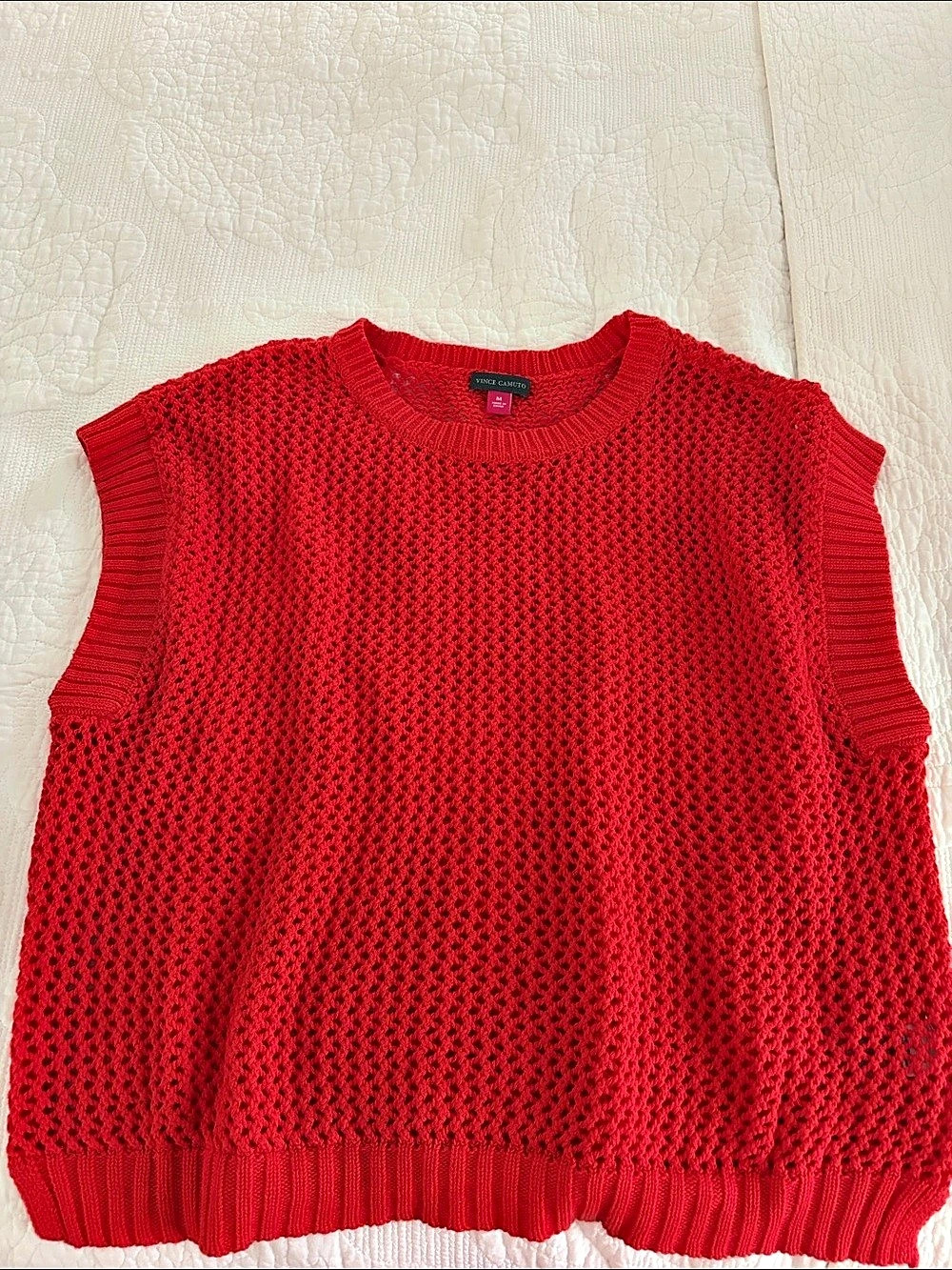 Vince Camuto Women's Red Knit Sweater Vest Size Medium Like New